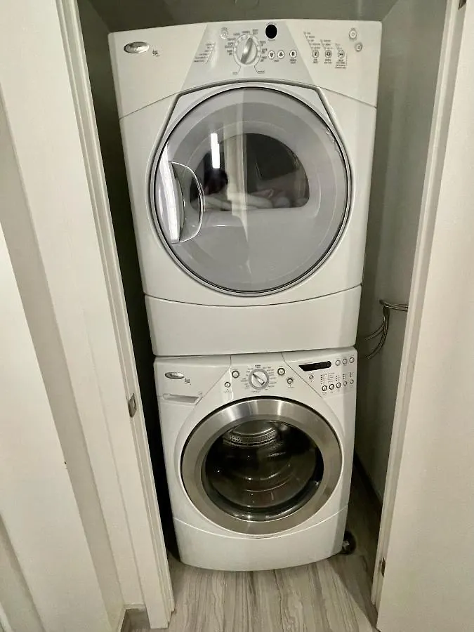 Two Br Two Br Plus Study Yorkville Condo Toronto
